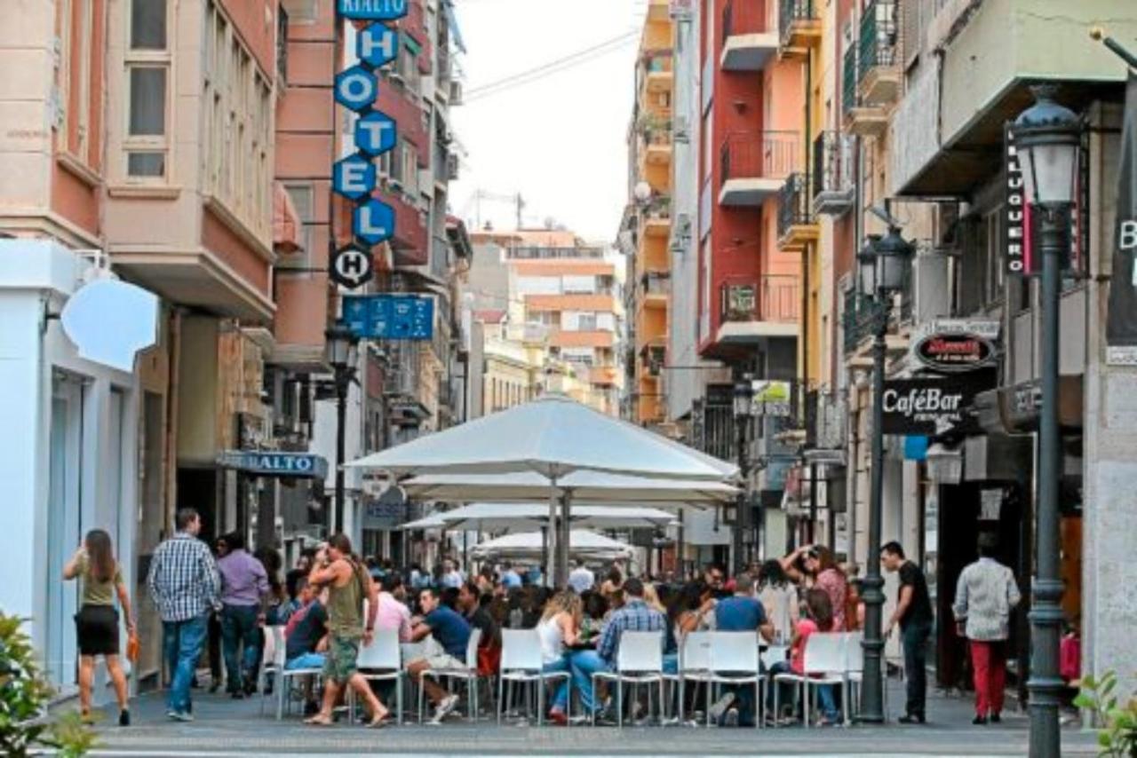 Fantastic Apartment In The Heart Of Alicante Exterior photo
